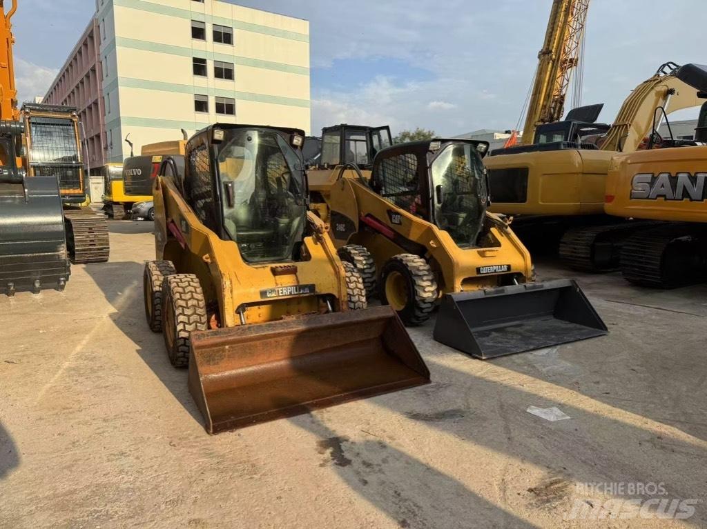 CAT 246 C Kompaktrakodók