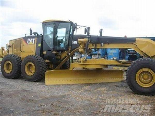 CAT 16M Gréderek