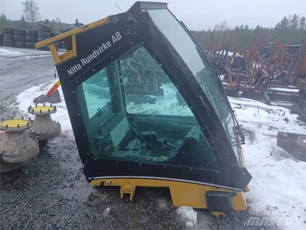 Eco Log 590d Vezetőfülke és belső tartozékok