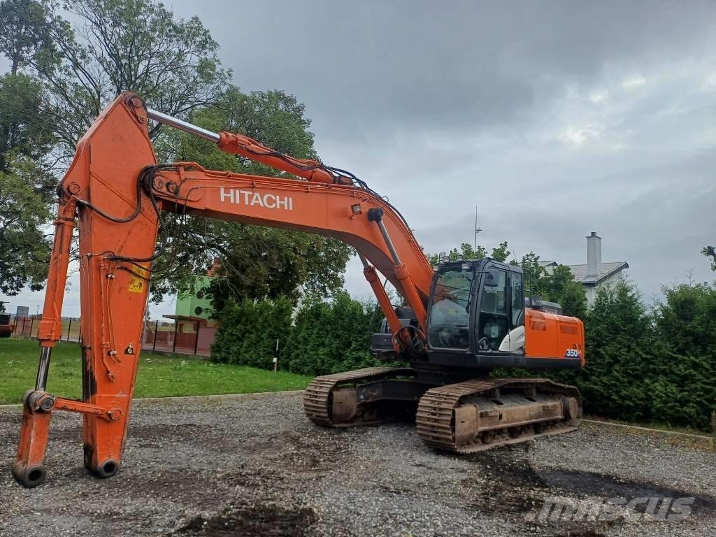 Hitachi ZX350 Gumikerekes homlokrakodók