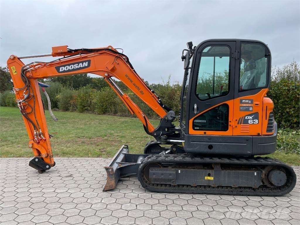 Doosan DX63-3 Mini kotrók < 7t