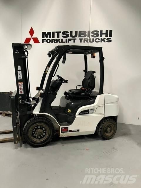 Mitsubishi FD25N3 Dízel targoncák