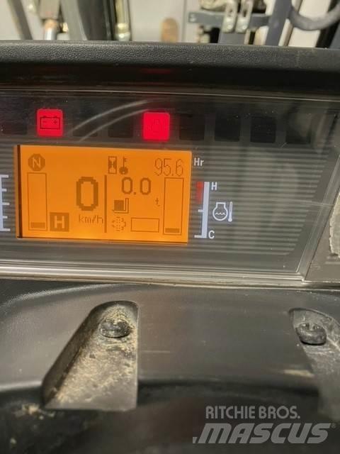 Mitsubishi FD25N3 Dízel targoncák