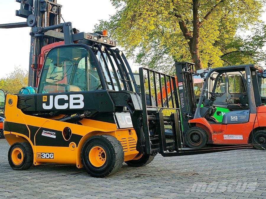 JCB TLT30G Gázüzemű targoncák