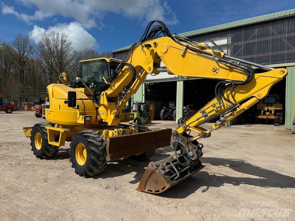 Komatsu PW 98 MR-8 Gumikerekes kotrók