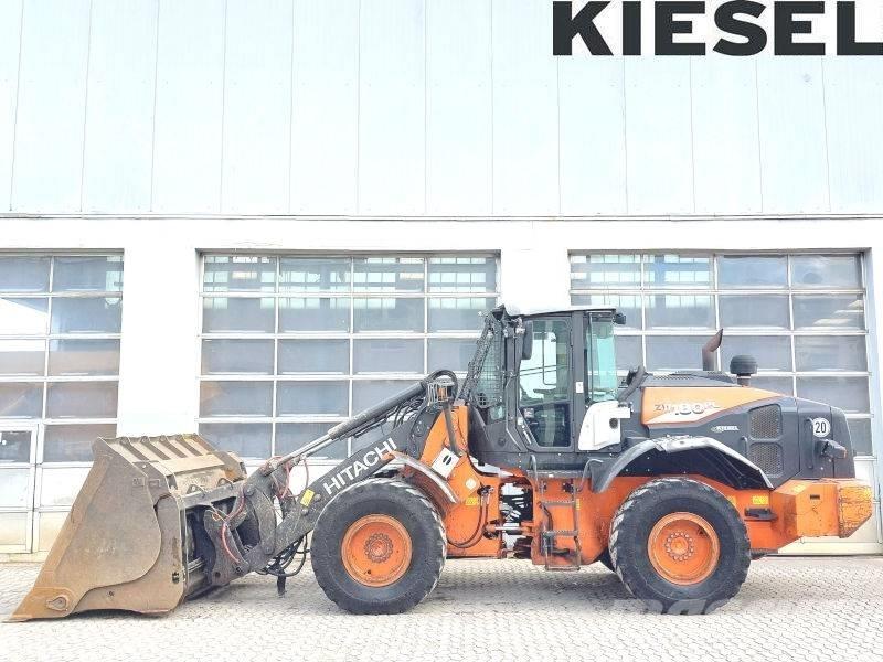 Hitachi ZW 180-6 PL Gumikerekes homlokrakodók