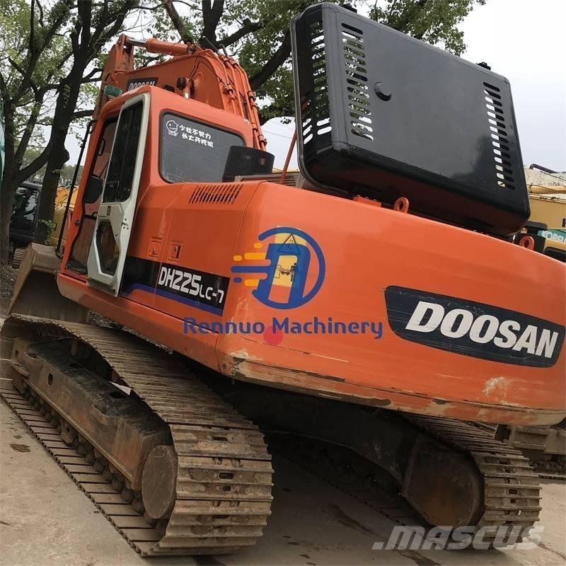 Doosan DH225LC-7 Lánctalpas kotrók
