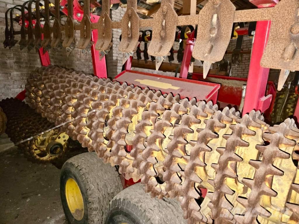 Väderstad Rexius1020 Hengerek