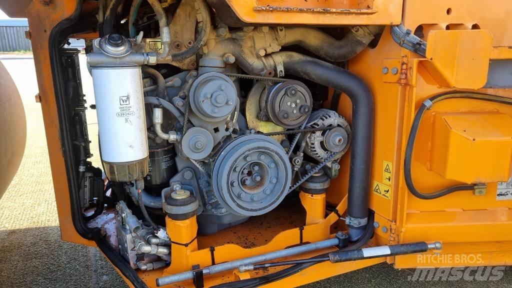 Hamm DV70VV, Vält Ikerdobos hengerek