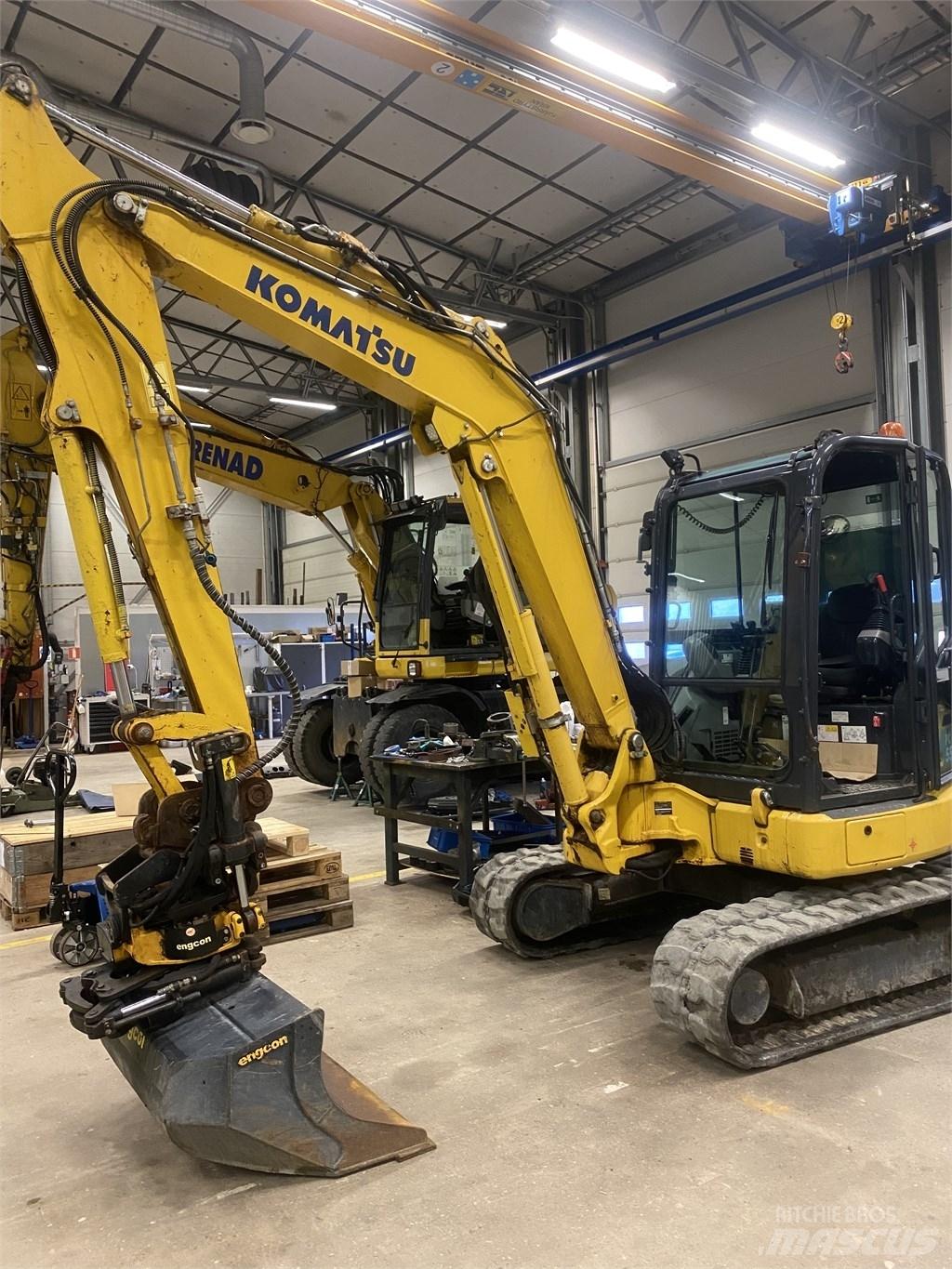 Komatsu PC55MR-5 Mini kotrók < 7t