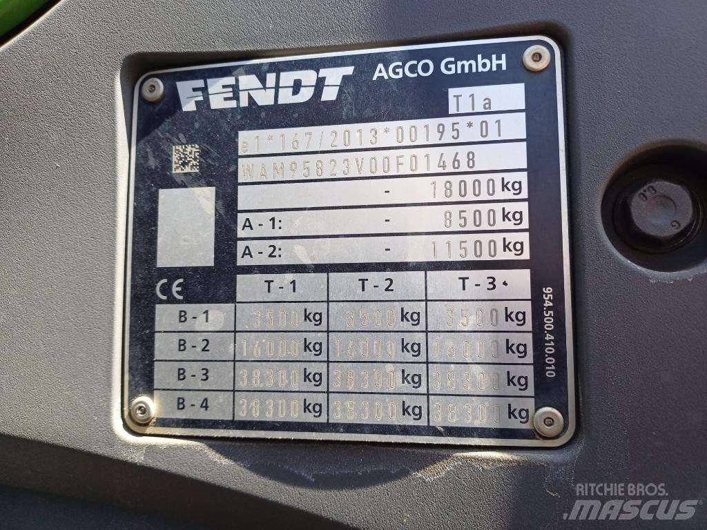Fendt 933 Vario Traktorok