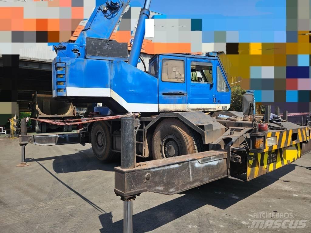 Kobelco RK 250 Mobil daruk
