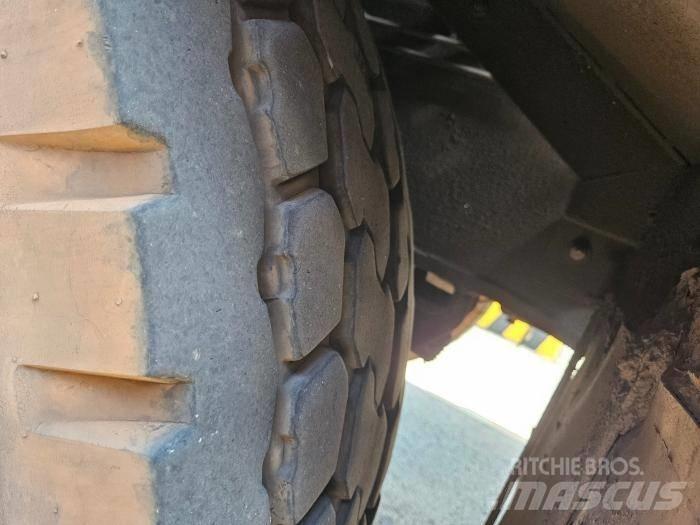 Kobelco RK 250 Mobil daruk