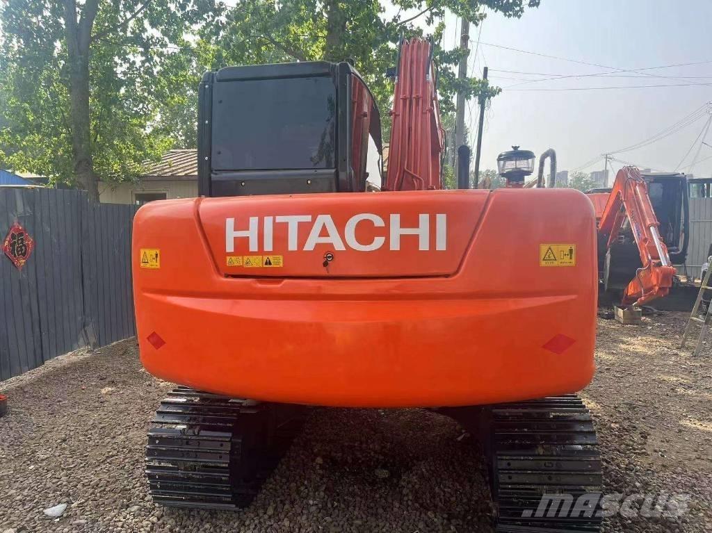 Hitachi ZX 70 Közepes (midi) kotrók 7 t - 12 t