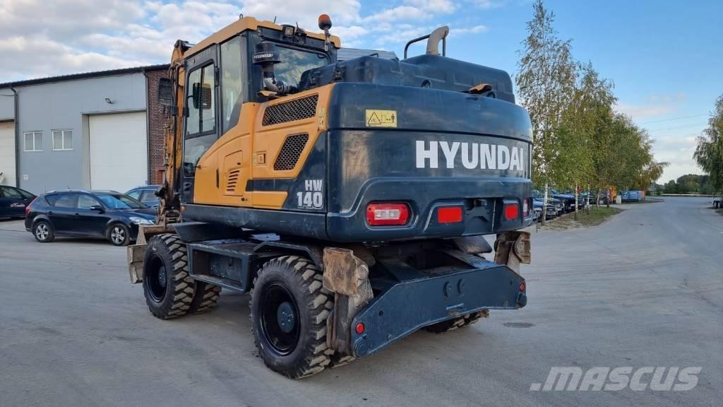 Hyundai HW 140 Gumikerekes kotrók