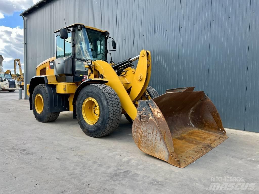 CAT 930K Gumikerekes homlokrakodók
