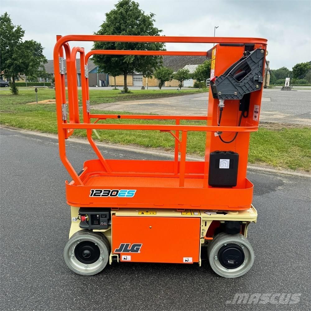 JLG 1230 ES Személyemelők
