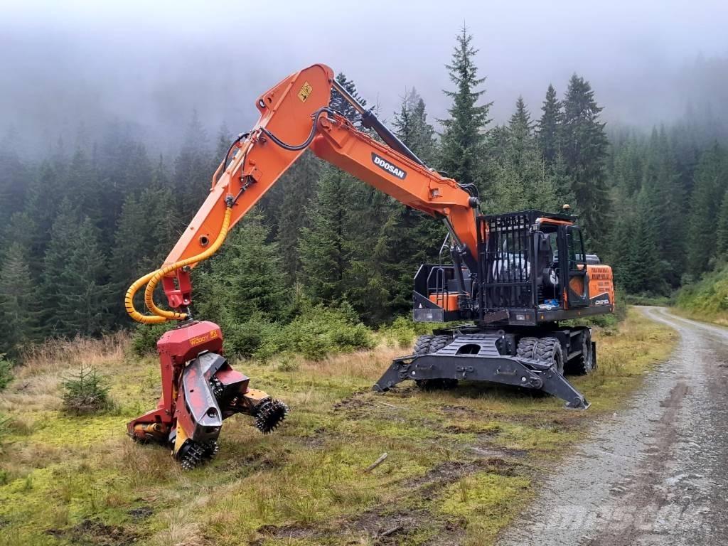Doosan DX 210 W Erdészeti Kotrók