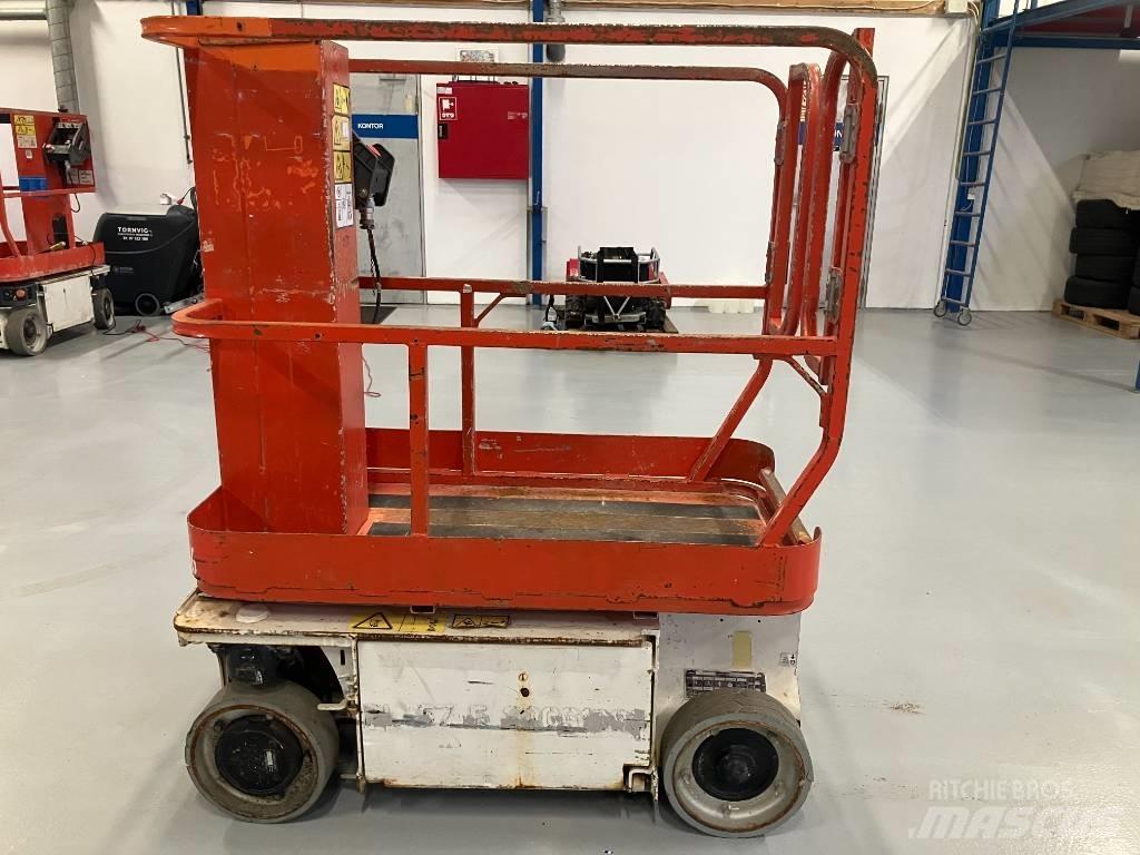 JLG 1230 ES Személyemelők