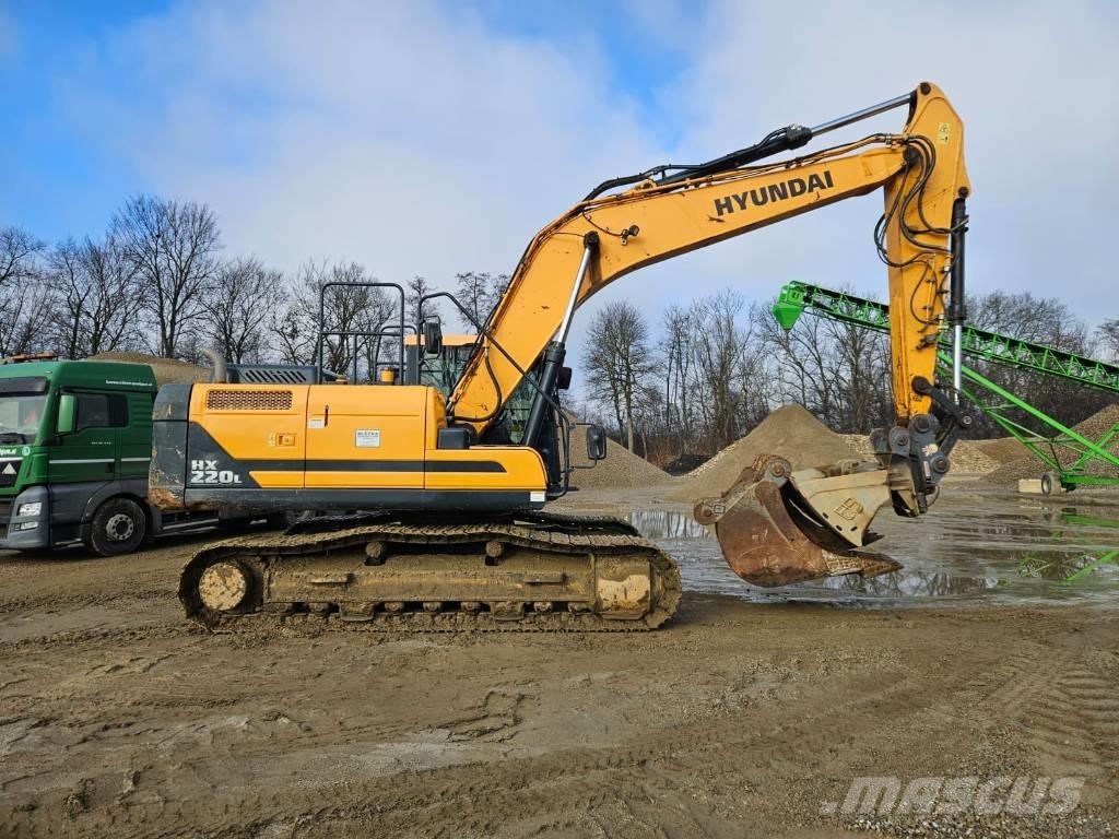 Hyundai HX 220 L Lánctalpas kotrók
