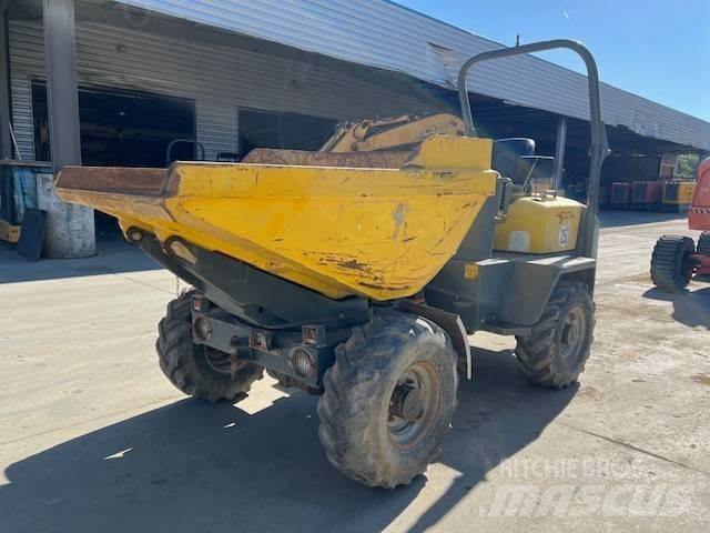 Wacker 4001 Mezei dömperek