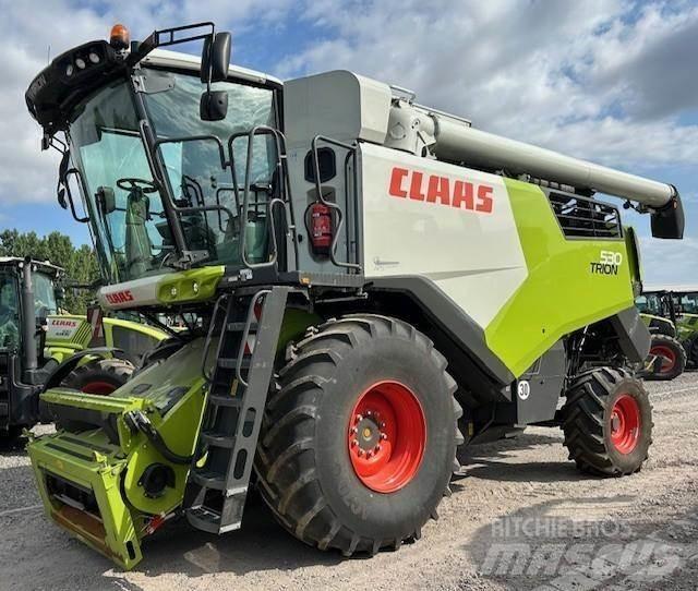 CLAAS TRION 530 Kombájnok