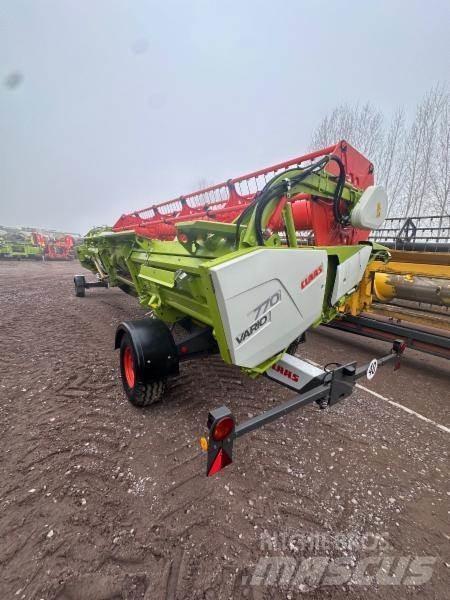 CLAAS TRION 530 Kombájnok