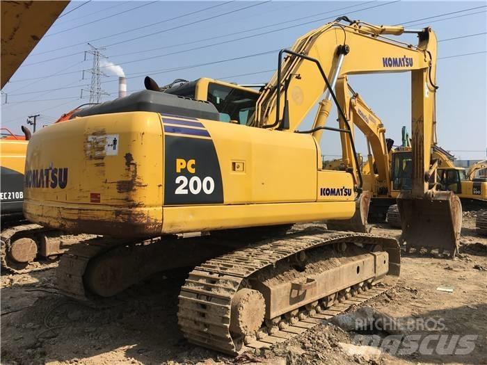 Komatsu PC 200-8 Lánctalpas kotrók