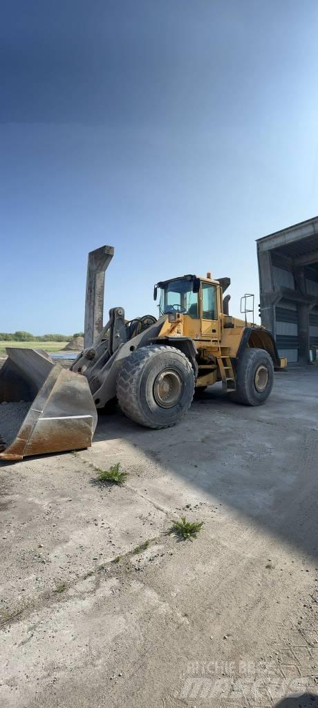 Volvo L 150 E Gumikerekes homlokrakodók