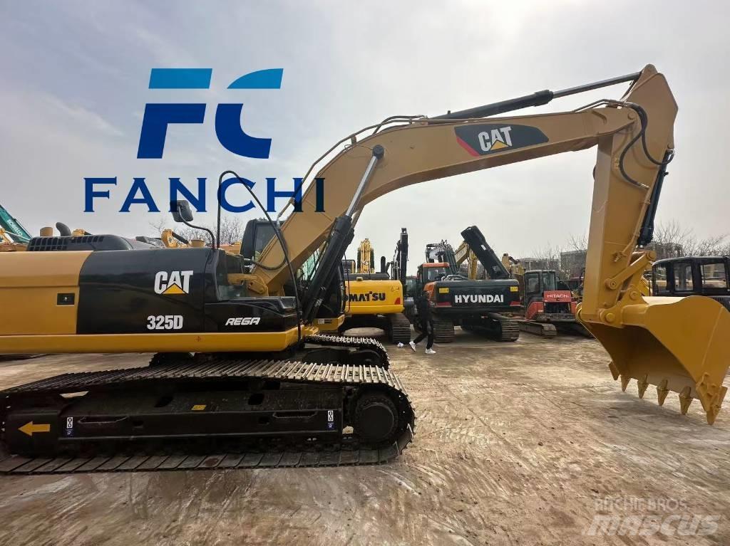 CAT 325 D Lánctalpas kotrók