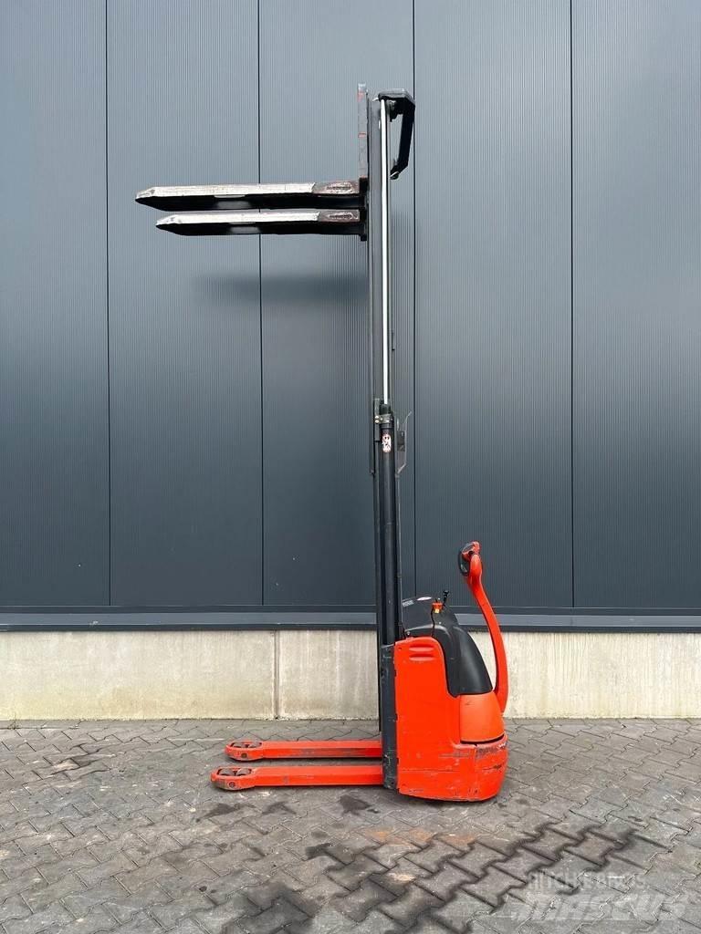 Linde L12 Gyalogkíséretű targonca