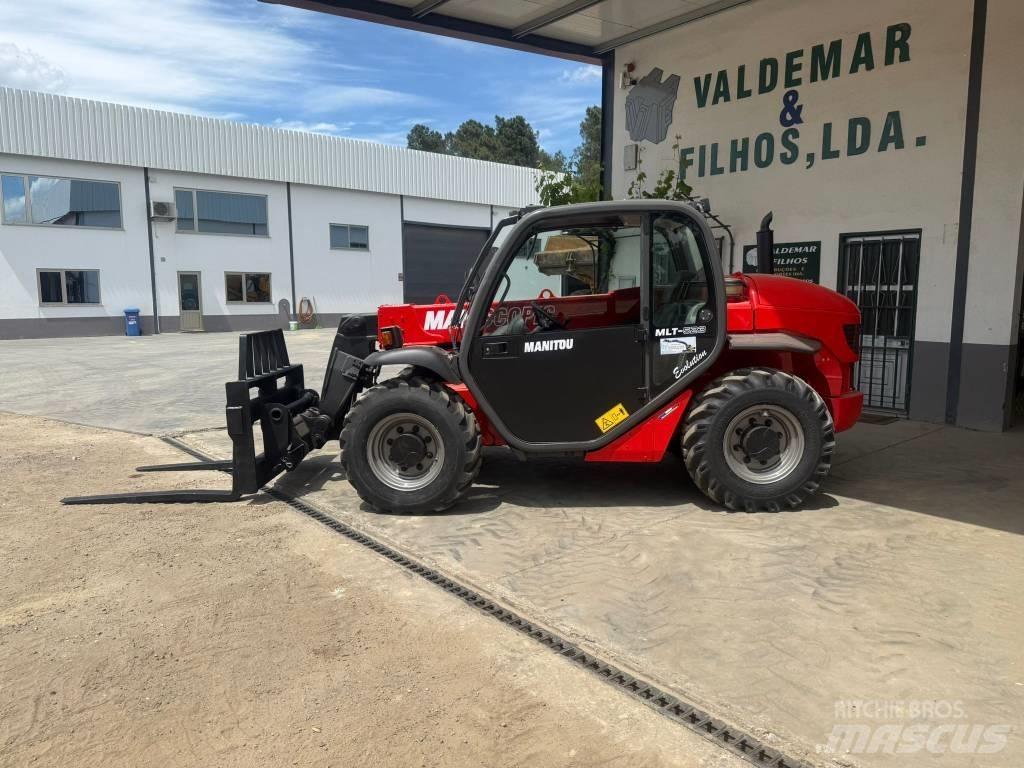 Manitou MT 523 Teleszkópos rakodók