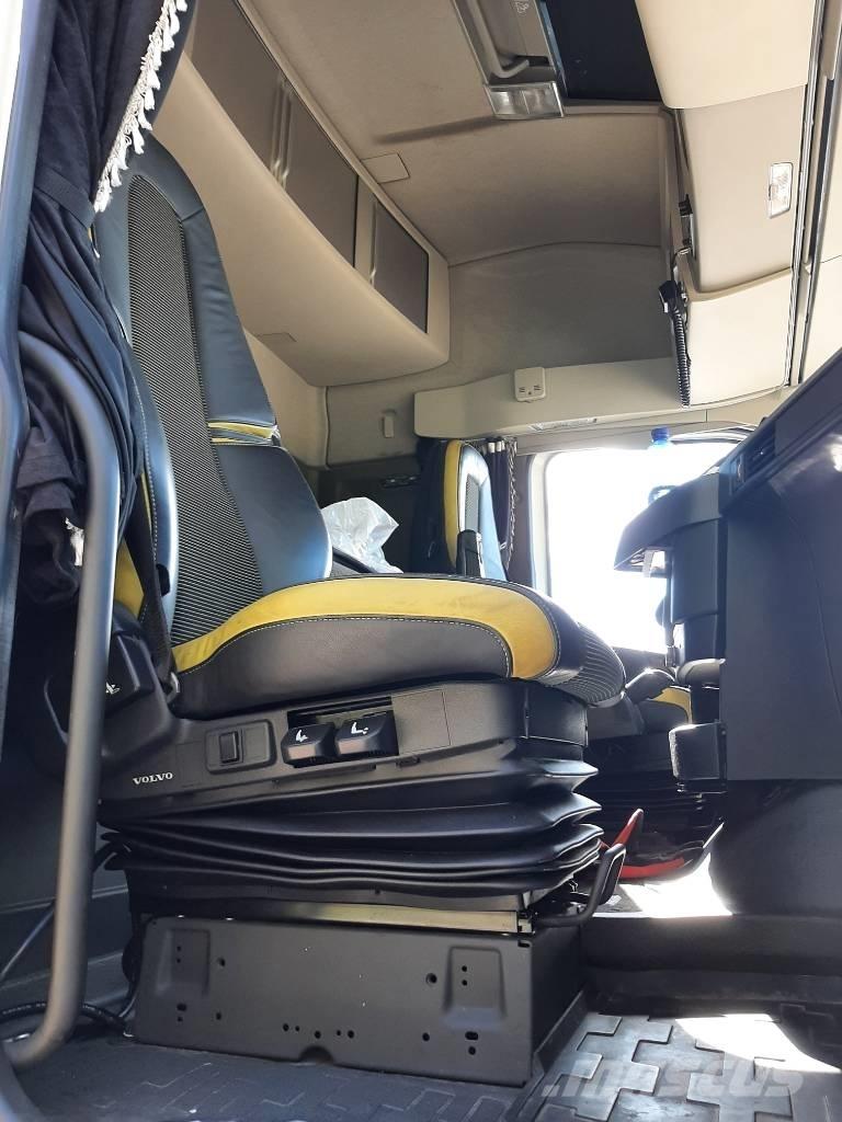 Volvo FH 16 Rönkszállító teherautók