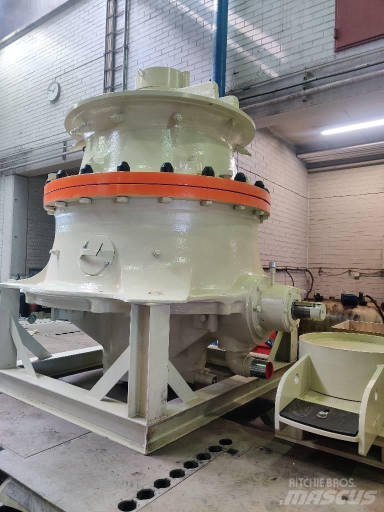 Metso GP220 Törőgépek