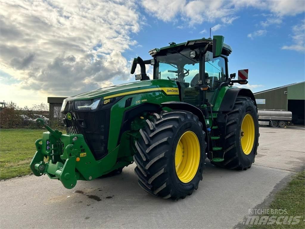 John Deere 8R370 Traktorok