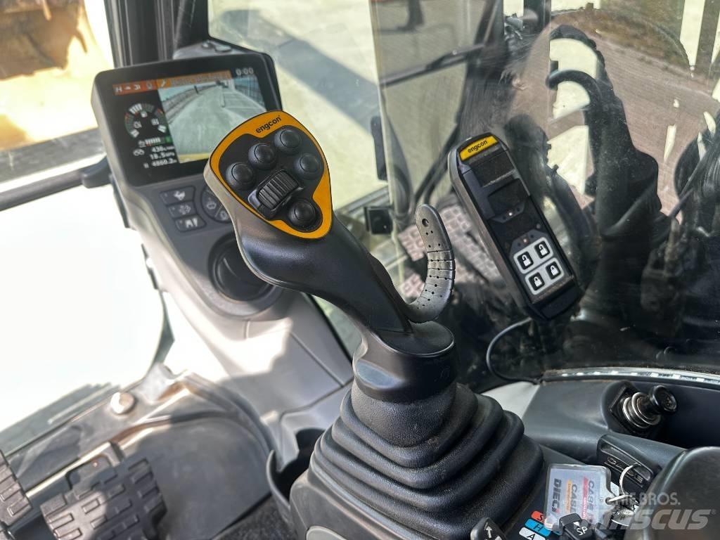 CASE CX 250 D Lánctalpas kotrók
