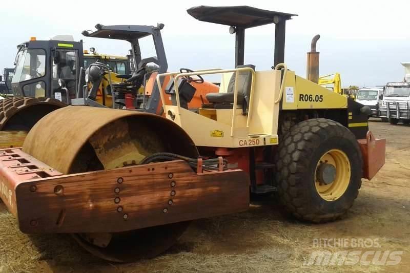Dynapac CA250D Kombinált hengerek