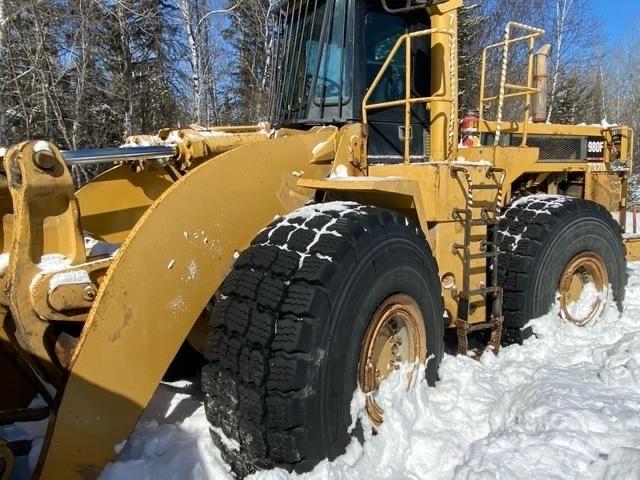CAT 980 F II Gumikerekes homlokrakodók