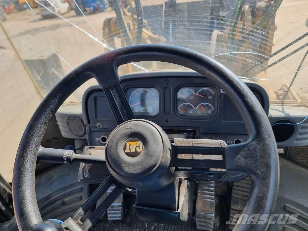 CAT IT 62 H Gumikerekes homlokrakodók