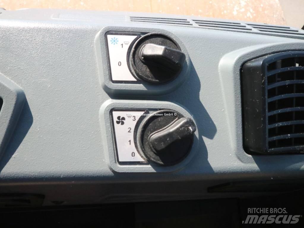Bomag BW 211 D-50 Egydobos hengerek