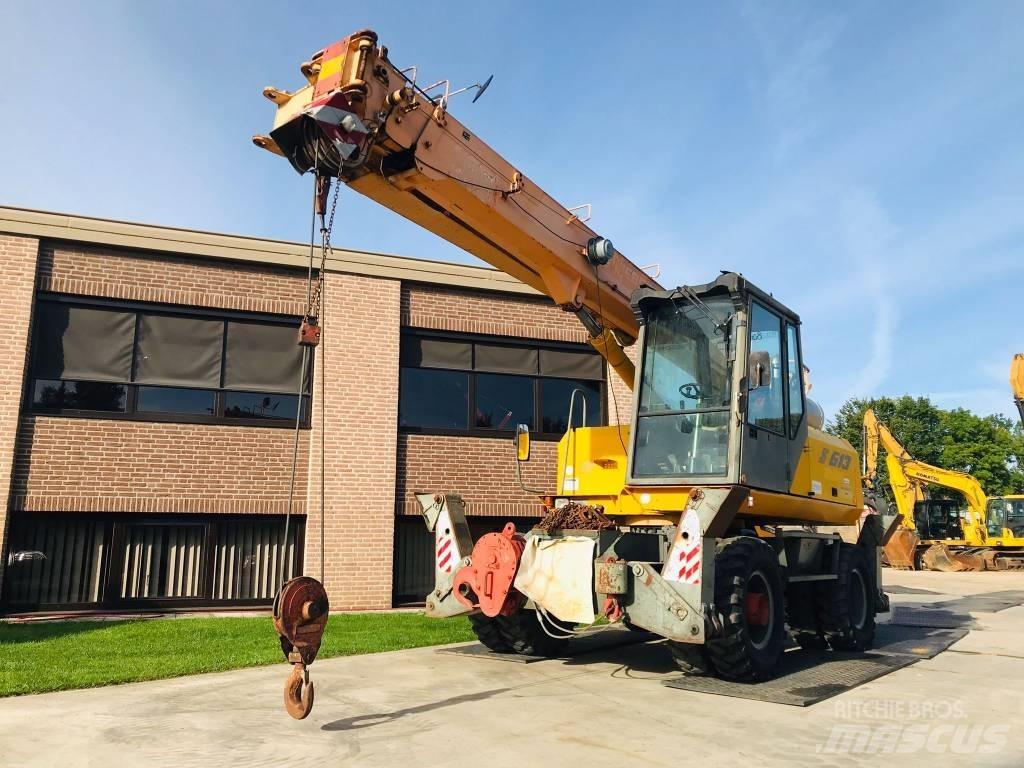 Sennebogen S 613 M Gumikerekes kotrók