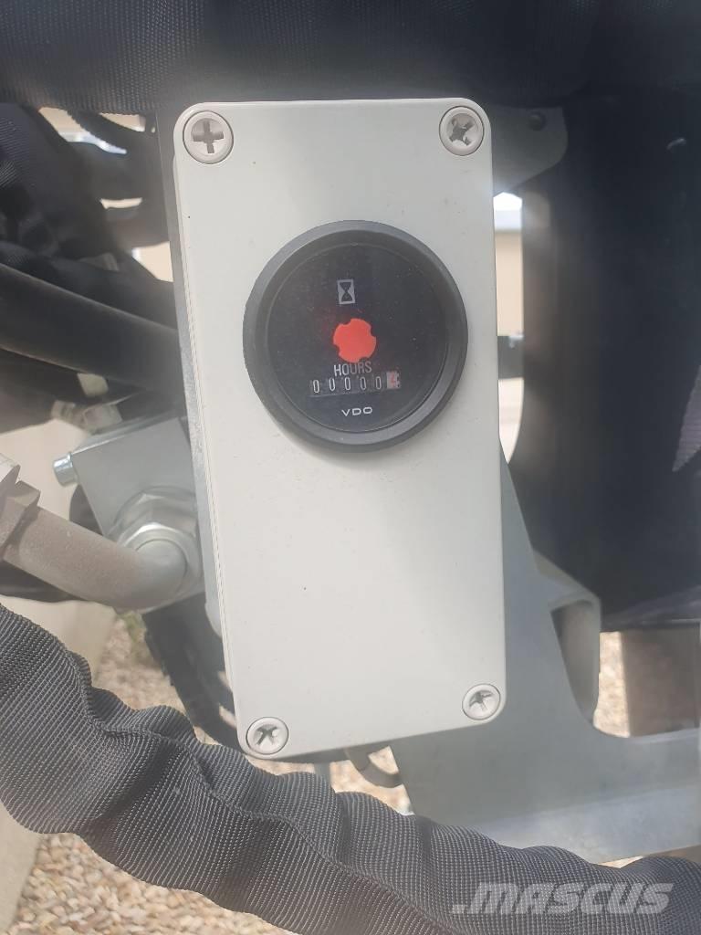 Kesla 2217ZT Erdészeti Kotrók