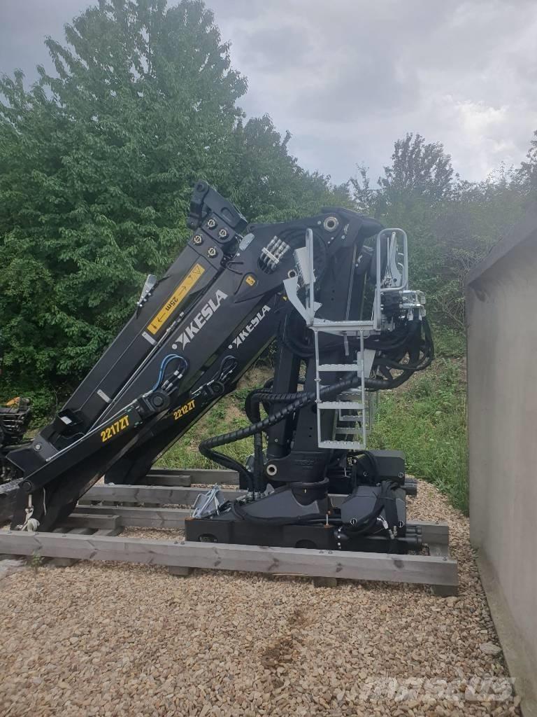 Kesla 2217ZT Erdészeti Kotrók