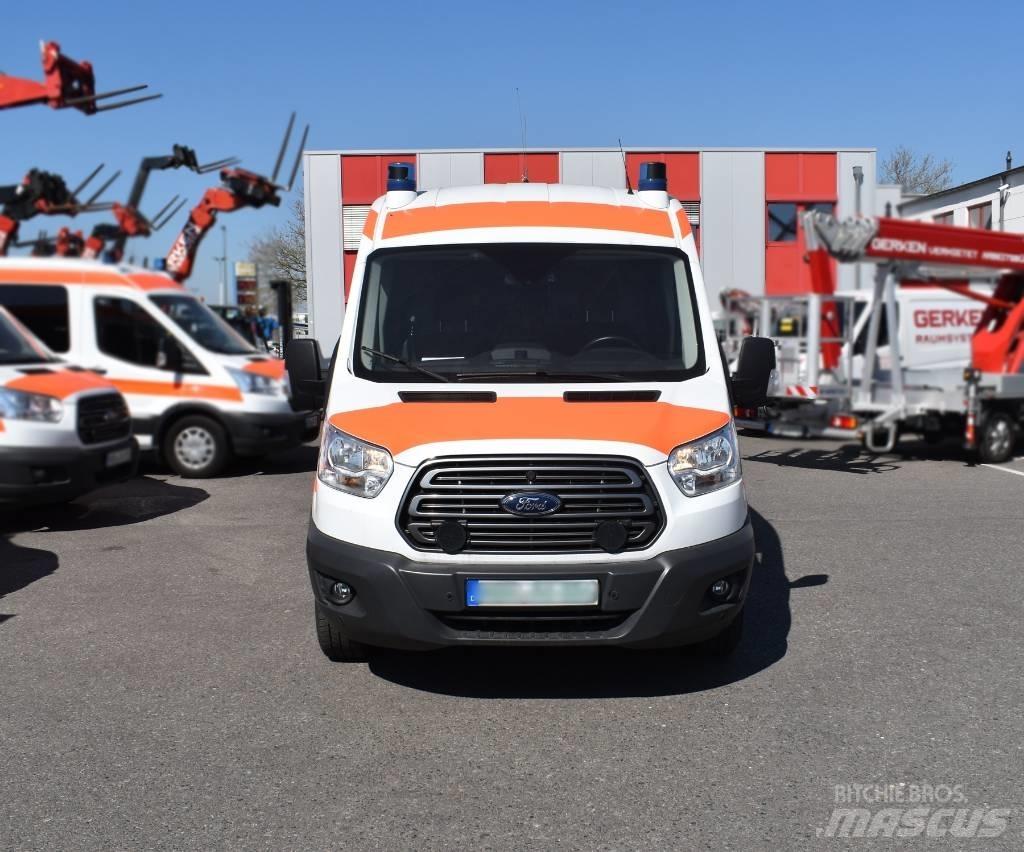 Ford Transit Custom Mentőautók