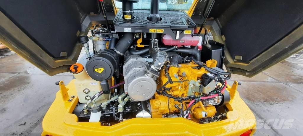 CAT 908M Gumikerekes homlokrakodók