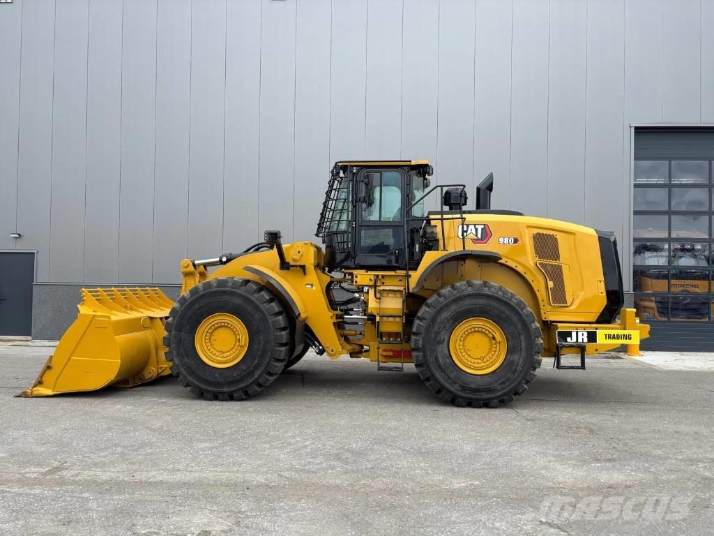 CAT 980 L Gumikerekes homlokrakodók