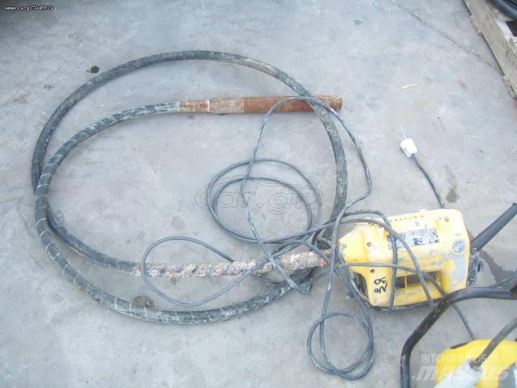 Wacker 220 VOL Vibrátorok