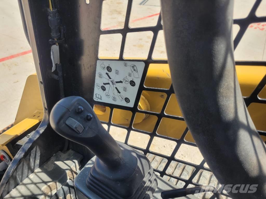 CAT 259 D3 Kompaktrakodók