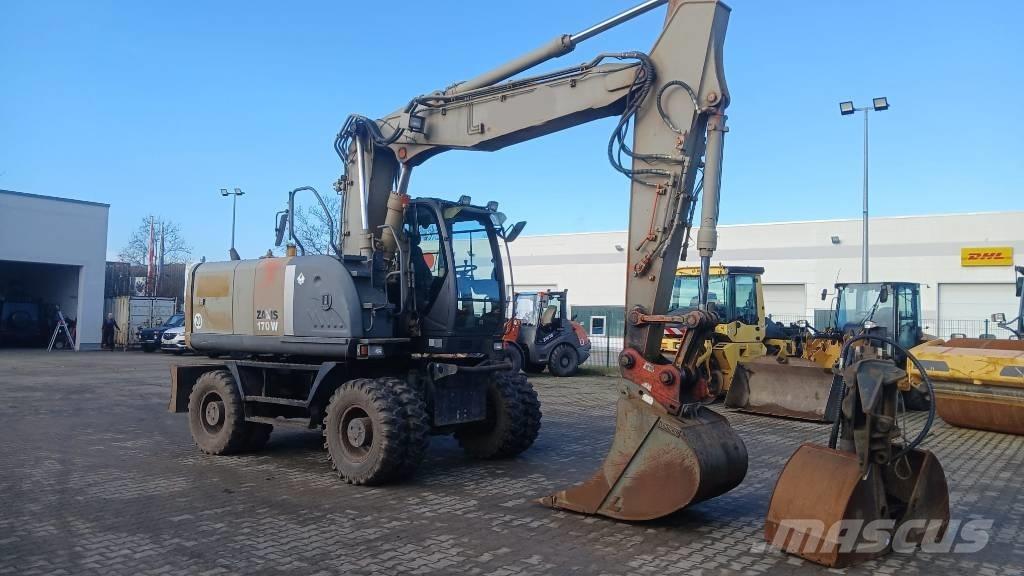 Hitachi ZX 170 W-3 Gumikerekes kotrók