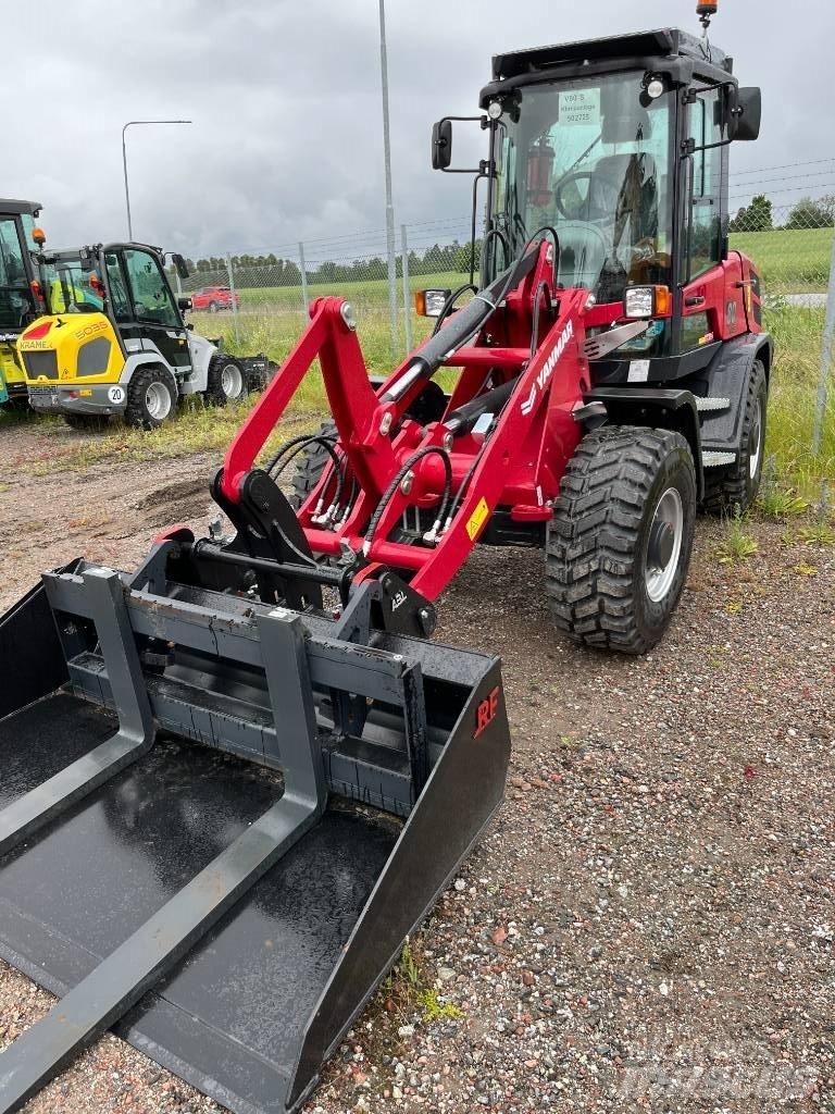 Yanmar V80-5 Gumikerekes homlokrakodók